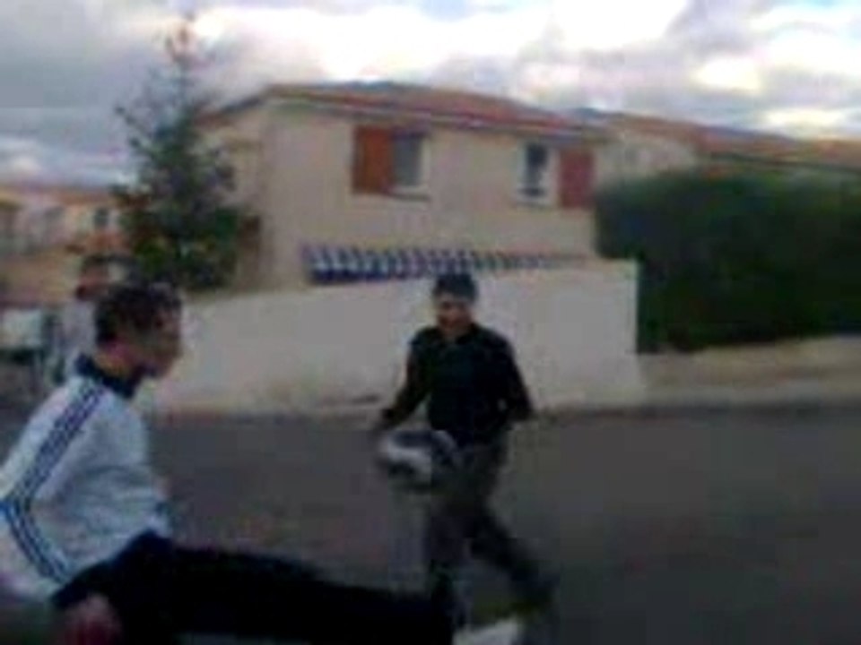 Joga bonito au clos...=)