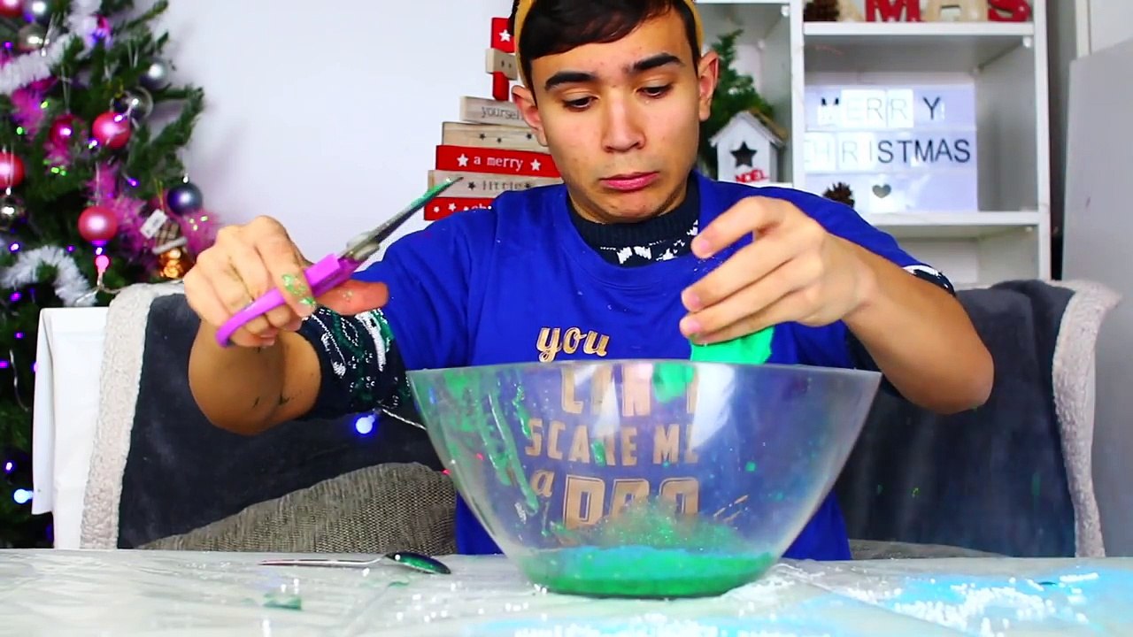 SLIME DE NOËL AVEC DES BALLONS -!! JustJonathan