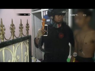 Lagi Nongkrong, Ternyata Anak ini Sedang Transaksi Jual Beli Senjata Tajam