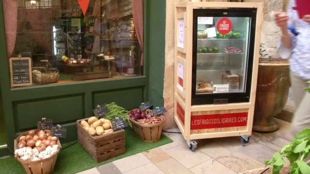 Des frigos solidaires pour aider les plus démunis et lutter contre le gaspillage alimentaire
