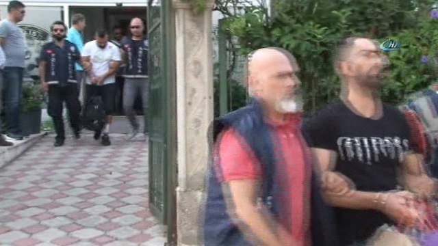 Alman ve Türk polisinden operasyon... Türkiye ile bağlantısı olan Almanlar'ı FETÖ bahanesiyle dolandıran 7 kişi tutuklandı