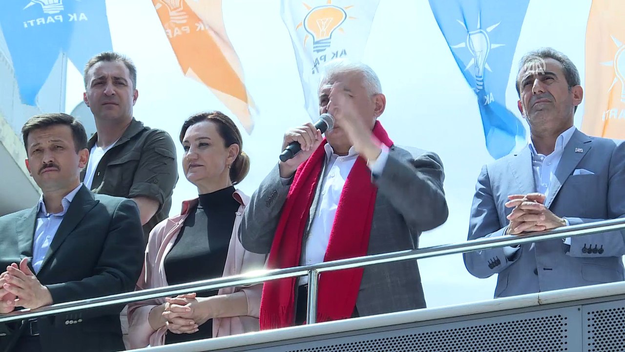 Başbakan Yıldırım: 'Şimdi sıra Kandil'de. Orayı da başlarına yıkacağız' - İZMİR