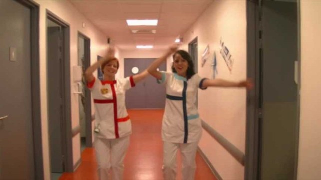 Pour séduire de nouveaux médecins, les urgences assurent le show