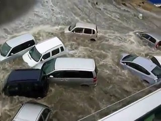 Nouvelles images du tsunami de 2011 au japon