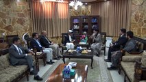 محمد اشرف غنی رئیس جمهوری افغانستان برای تبریکی عید به منزل گلبدین حکمتیار رهبر حزب اسلامی رفت.