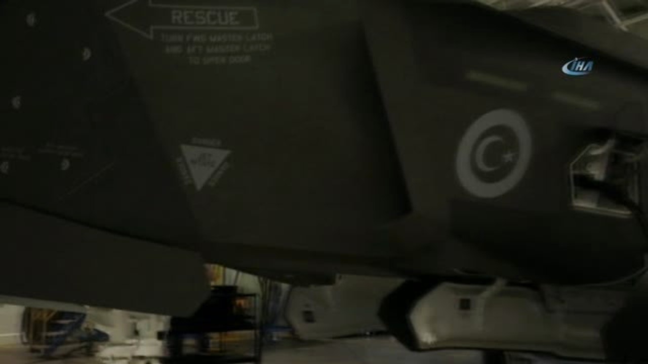 F-35'leri Teslim Alacak Türk Heyet ABD'de- F-35'lerin İlk Uçuşu