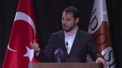 Bakan Albayrak: "Bu Projenin (Deniz Üstü Rüzgar Santrali) Kesin İhale Tarihini Yarın Açıklıyoruz"