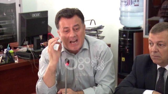 Ora News - Komisioni i Sigurisë, Opozita: Refugjatët, kusht për hapjen e negociatave