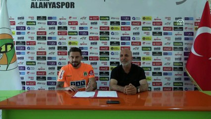Alanyaspor'da Kaan Kanak ile iki yıllık sözleşme imzaladı - ANTALYA