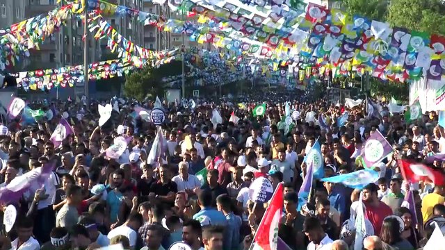 HDP mitinglerinde terör örgütü PKK propagandası - DİYARBAKIR