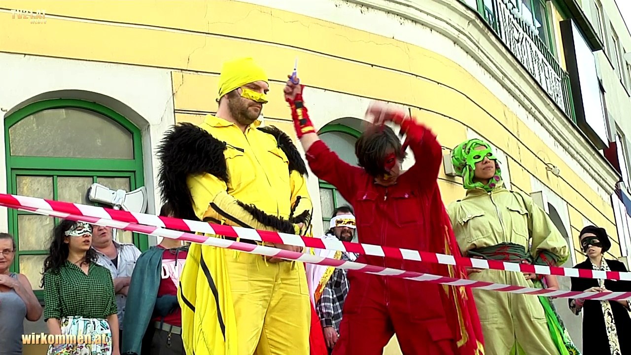 Floridsdorfern HeldInnen gesucht - die HeldInnen Zentrale -  Kunstaktion oder doch Gesellschaftprojekt