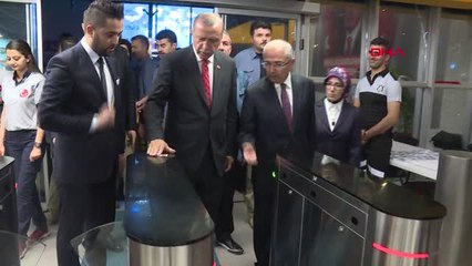 Mardin Cumhurbaşkanı Erdoğan, Mardin Büyükşehir Belediyesi Gençlik Merkezi'ni Ziyaret Etti Hd