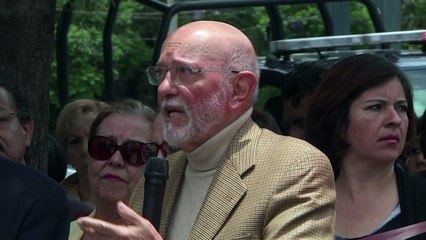 Templo al dios del viento debajo de jungla de asfalto mexicana