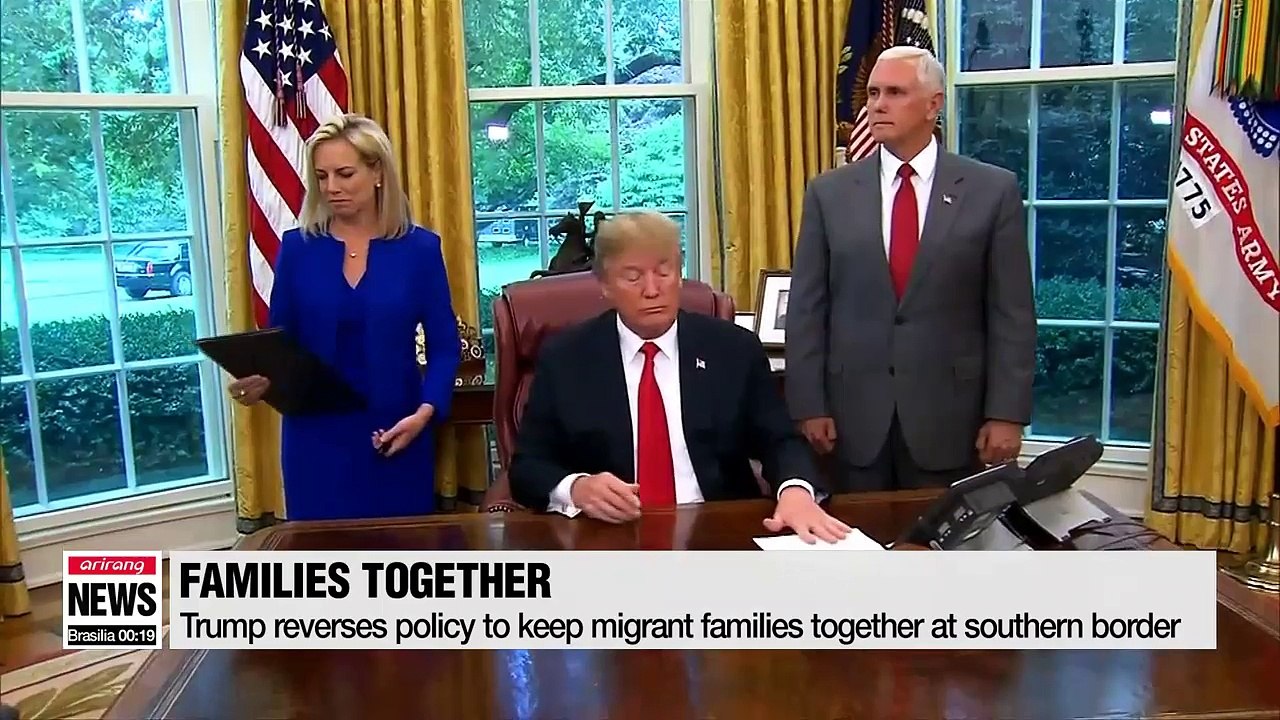 Trump reverses policy to keep migrant families together at Mexican border