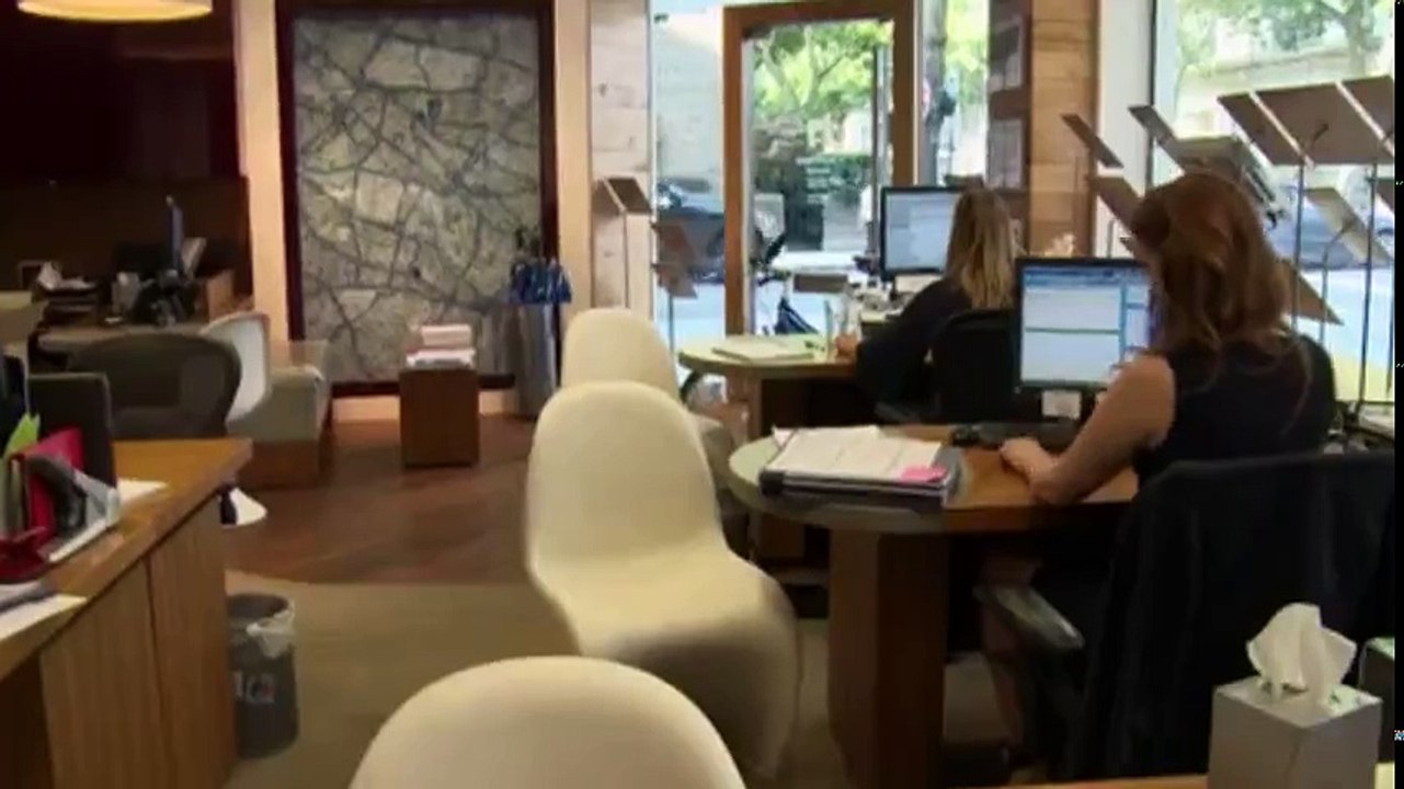 Under Offer Estate Agents On The Job S01  E02 E 2   Part 01