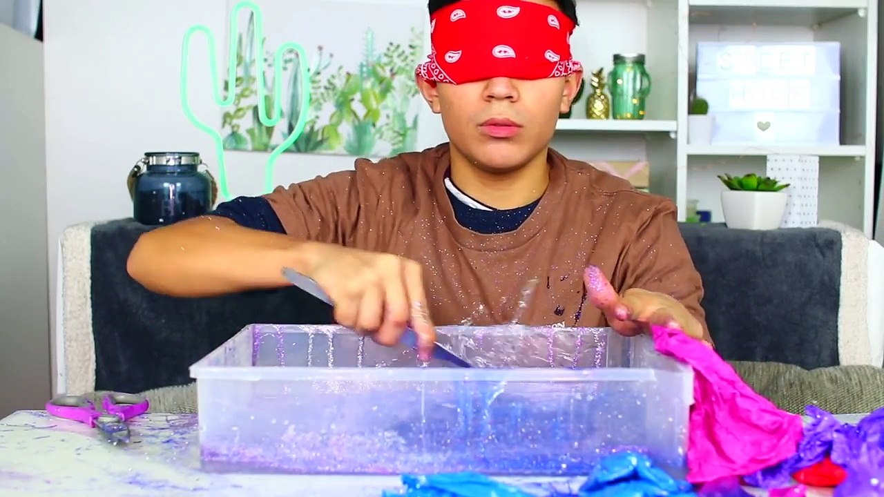 SLIME XXL AVEC DES BALLONS LES YEUX BANDÉS -!! JustJonathan