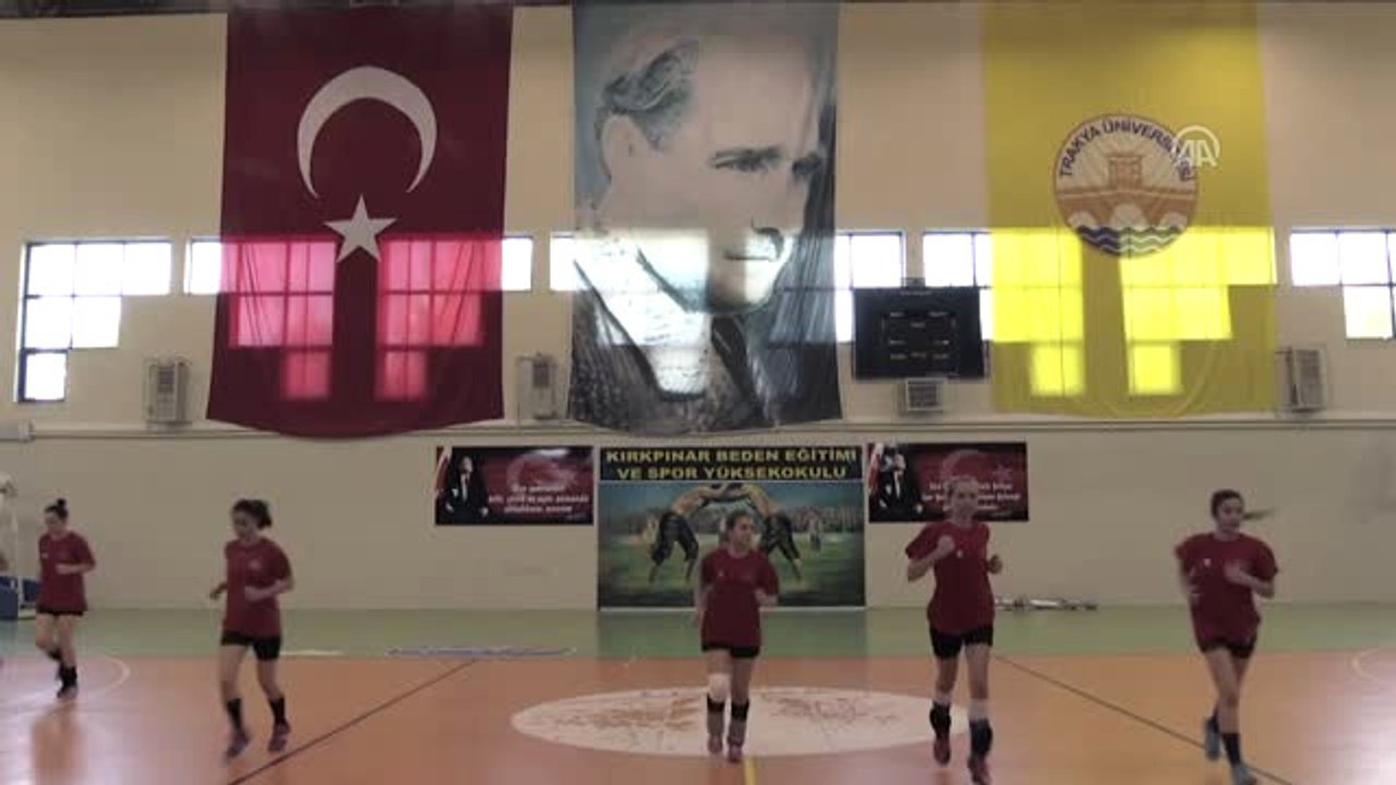 Hentbolda Yoğun Mesai