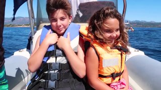 UNE ÉPAVE DE BATEAU de PIRATES - _ Family Vlog en Corse _ Vacances