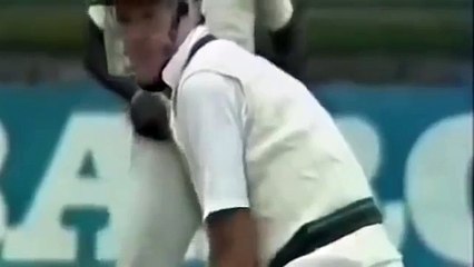 Umpire refuse to give hi wicket 3 times - Cricket gone very wrong