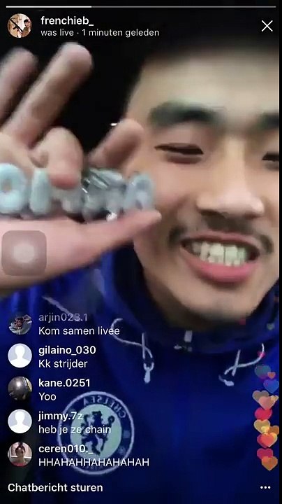 Armoo zijn “chain” is gestolen door rapper Frenchie B (Insta Live) Armoowasright insta beef