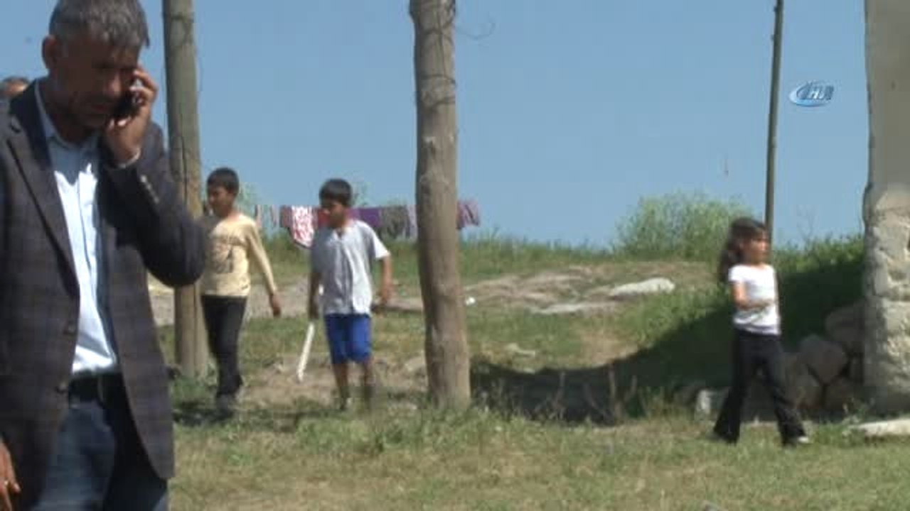 Kayıp Leyla'nın Ailesini Yıkan Telefon... Leyla'nın Amcası: "Telefonla Aradılar 'Leyla Elimizde...