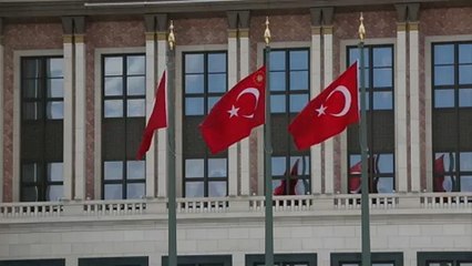 Kettős választás jön Törökországban