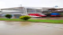 Afyonkarahisar Küçük Sanayi Sitesi'ni Sel Bastı