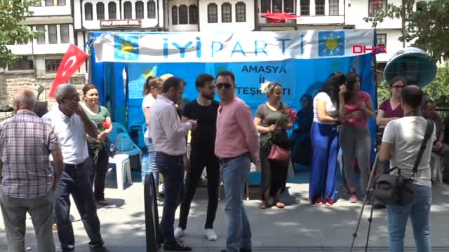 Amasya'da İyi Parti Standına Saldırı Girişimi İddiası 2 Gözaltı