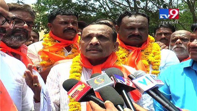 DIRTY Politics; BJP-Congress members crossed all limits to win Gujarat Taluka Panchayat polls