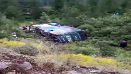 Bursa'da otobüs devrildi: 2 ölü, 25 yaralı