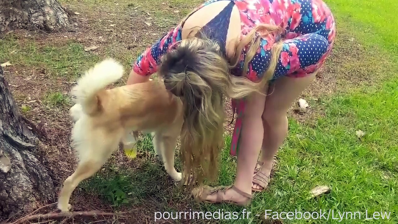 Elle boit l'urine de son chien pour guérir son acné