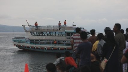 Detienen al capitán del ferri con exceso de pasajeros que naufragó en Sumatra