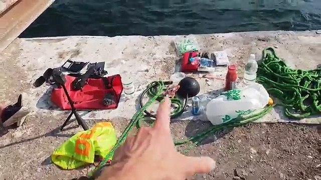 BNT 213 Torpedownia pierwszy kontakt (rozbitkowie)