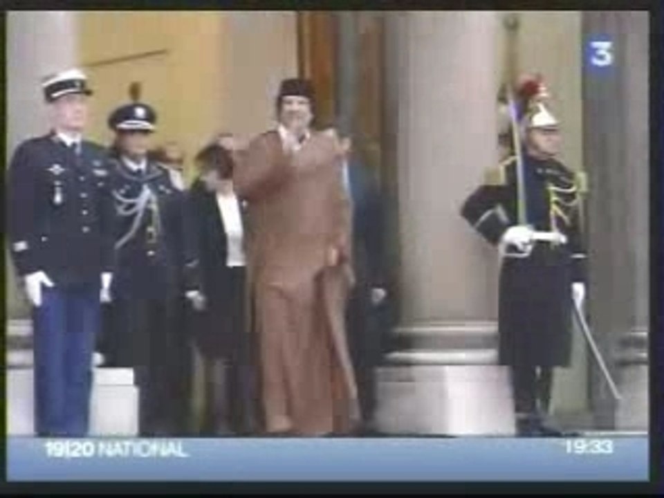 07-12-10 Sarko Kadhafi FR3