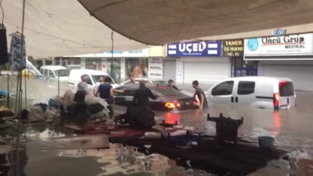 Başkent'te Sağanak Yağış Sele Neden Oldu