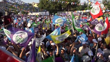 Turquie: le Parti démocratique du peuple rassemblé à Diyarbakir