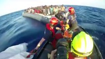 Italia vuelve a negar sus puertos a un barco con más de 220 migrantes