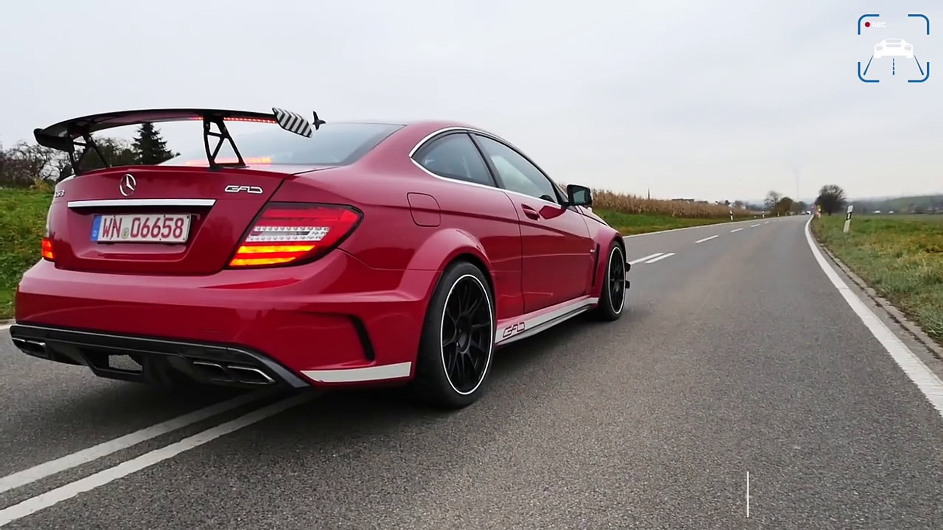 10hp Mercedes C63 Amg Black Series 0 250km H Acceleration Sound Video Dailymotion