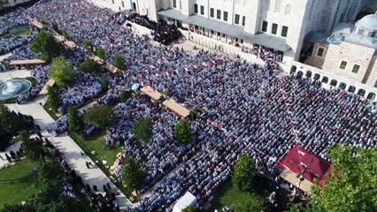 Abdülmetin Balkanlıoğlu’nu son yolculuğuna binlerce kişi uğurladı