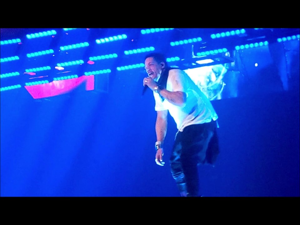 Suprême NTM - Intro + Pose Ton Gun (Live Bercy 2018 )