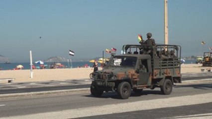 Cerca de 2.000 soldados del Ejército cercan dos favelas en Río