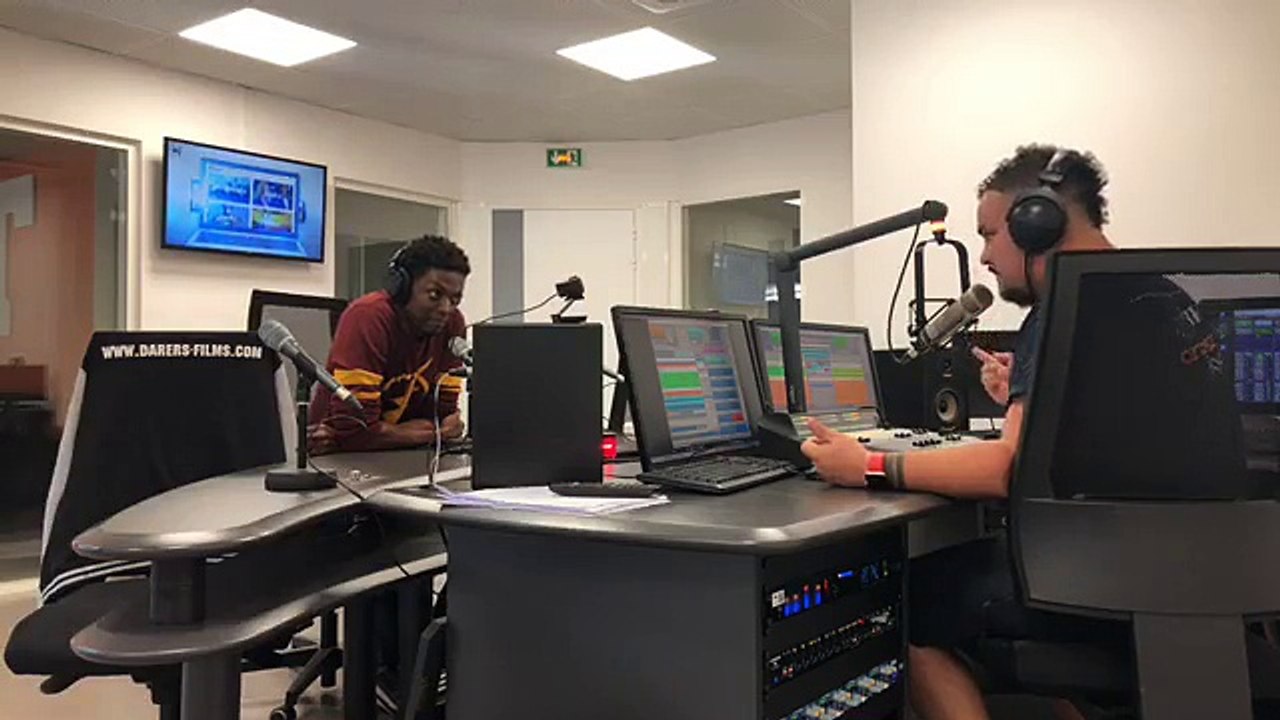 Khris Burton en live dans les studios de TRACE FM !