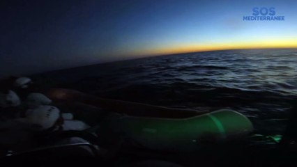 220 fallecidos tras hundirse tres embarcaciones frente a Libia