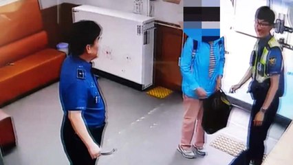 [좋은뉴스] 할머니와 경찰의 귀여운 실랑이...이유는? / YTN