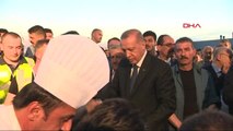 İstanbul Cumhurbaşkanı Erdoğan'ın Uçağı 3. Havalimanına İndi