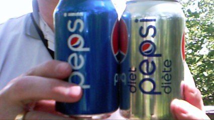 SUNP0016. DOSE DIET PEPSI FLOAT?  AND REGULAR PEPSI SINK? THIS IS TEST ONE OF TWO.