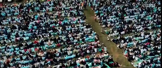 MUFTI MENK HAVING FUN IN THE EID PARK 