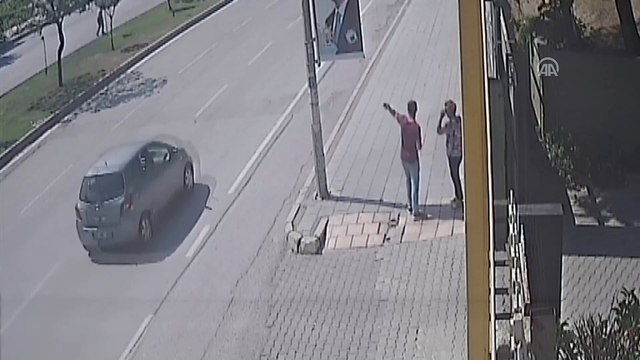 Dolandırıcı, vatandaş-polis iş birliğiyle yakalandı - ADANA