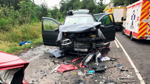 Una joven muere y dos heridos en terrible accidente de tráfico en Cangas de Onís, Asturias
