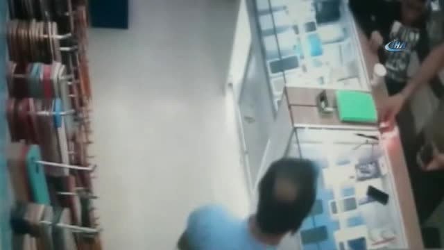 Şişen Cep Telefonu Bataryası Patladı